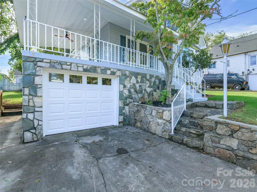135 Patton Avenue, Canton, NC 28716 - #3
