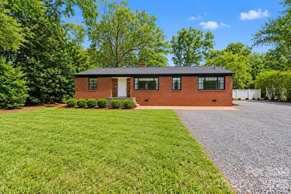 8911 Mt Holly-huntersville Road, Huntersville, NC 28078