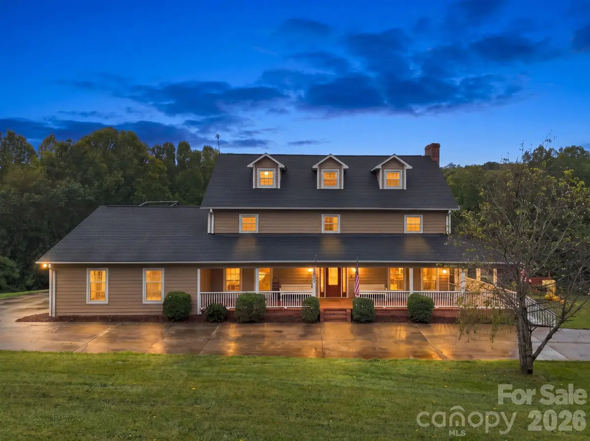 1345 Shirebourn None, Hickory, NC 28602 - #1
