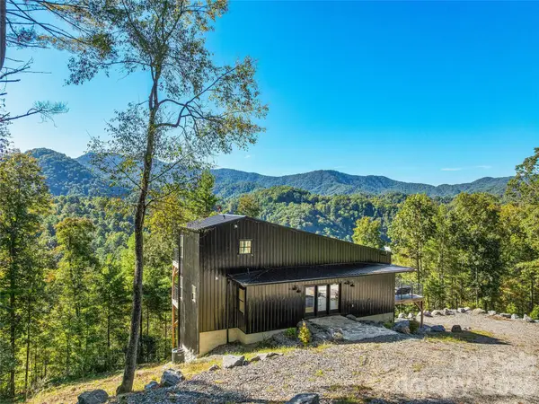 700 Sunnyside Drive, Marshall, NC 28753