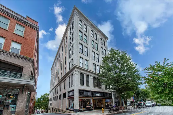 84 W Walnut Street #501, Asheville, NC 28801