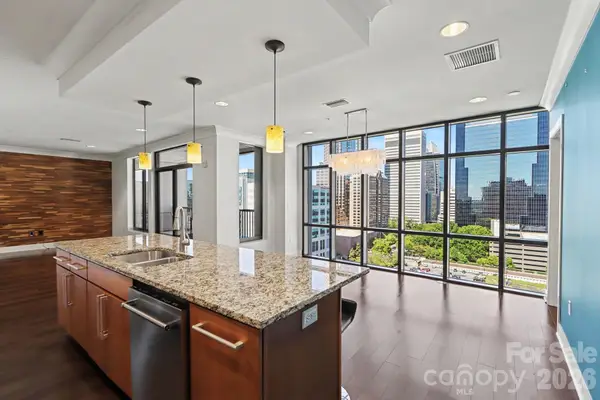 222 S Caldwell Street #1509, Charlotte, NC 28202