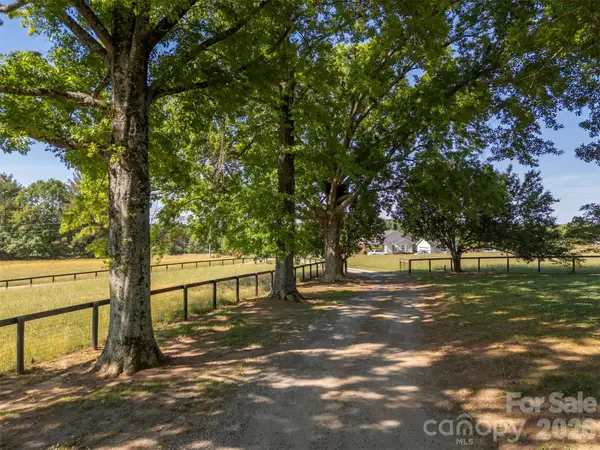 161 Breezy Hill Lane, Columbus, NC 28722