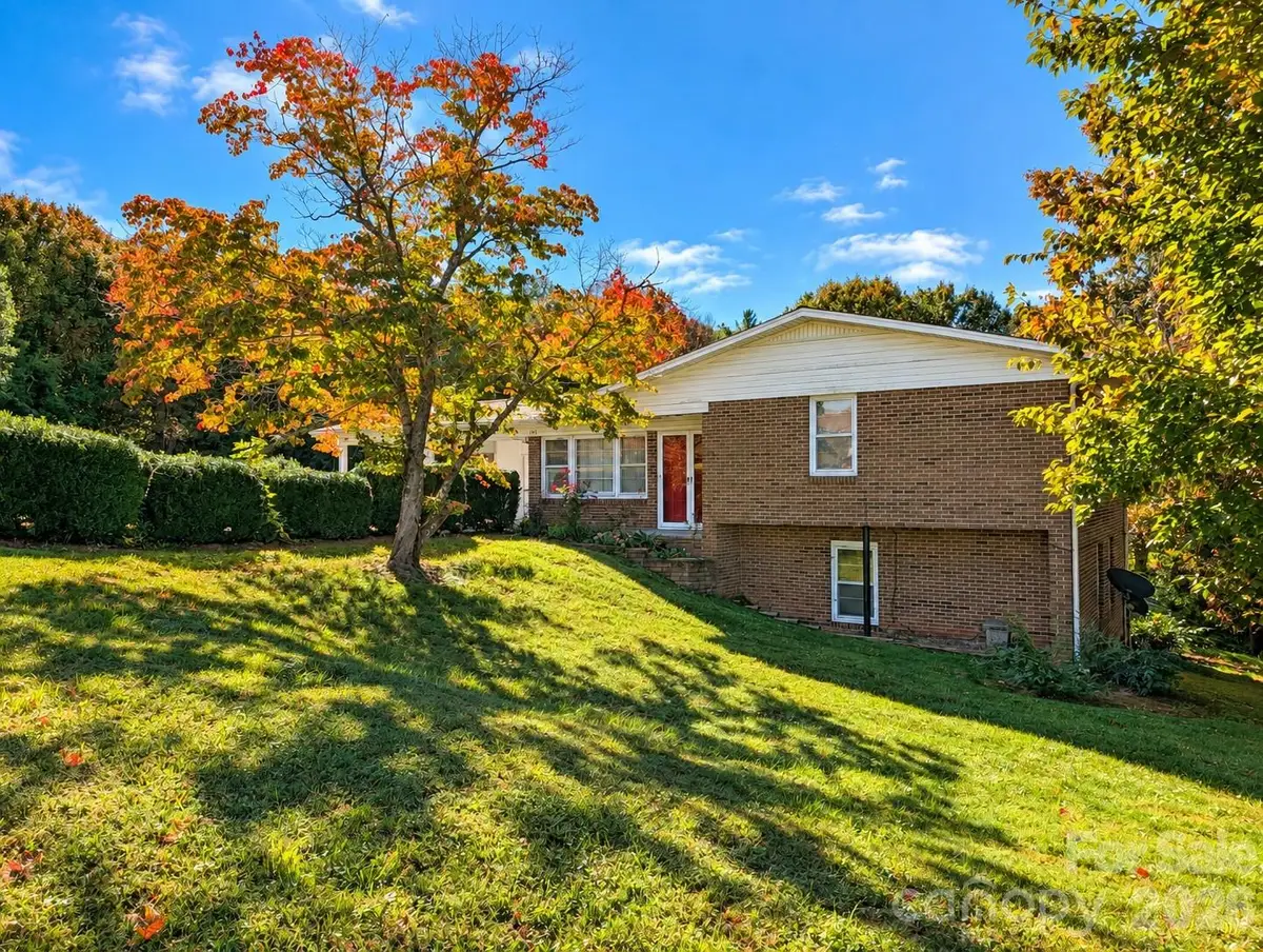 106 Valley View Street, Morganton, NC 28655 - #1