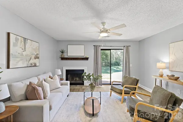 3009 Heathstead Place #J, Charlotte, NC 28210