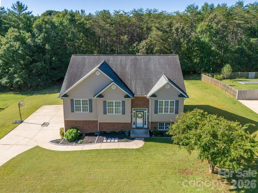 9530 Driftwood Court, Hickory, NC 28601 - #2