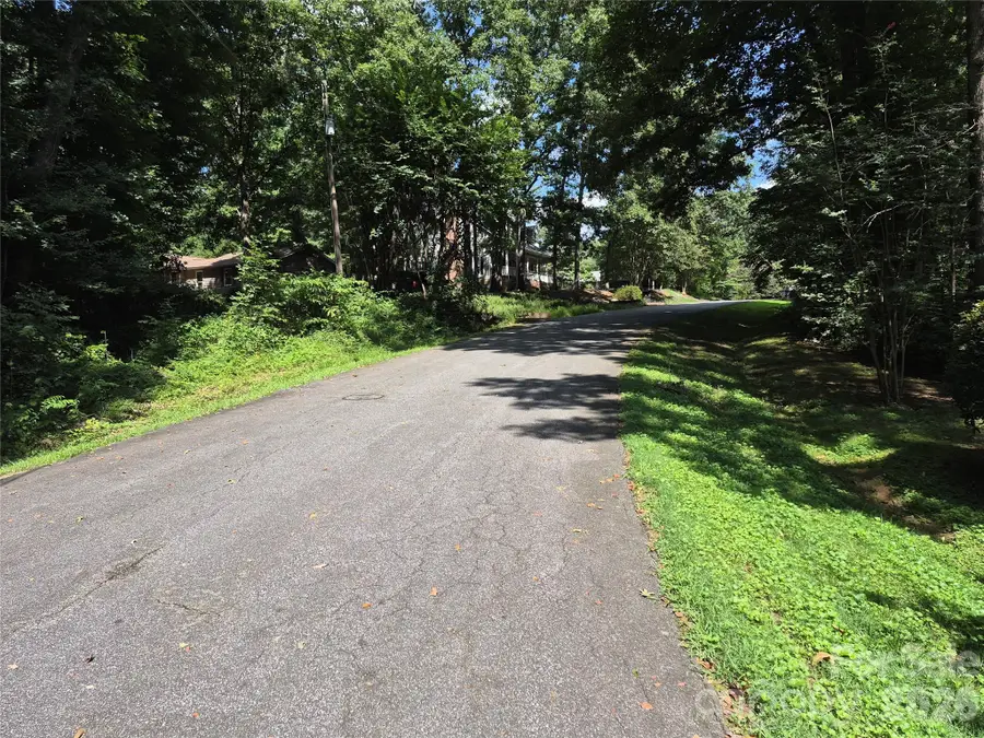 3307 Lancaster Drive, Statesville, NC 28625 - #3