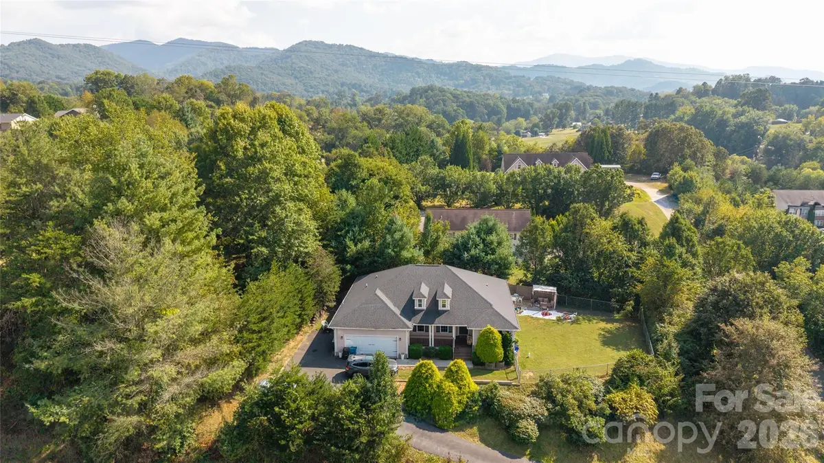 91 Crestview Street, Canton, NC 28716 - #1