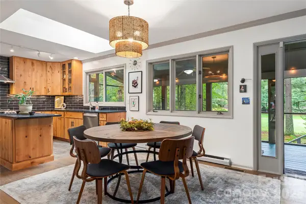 109 Middle Connestee Trail, Brevard, NC 28712