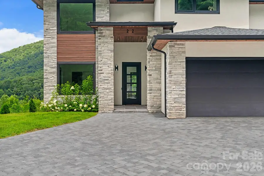 22 Chesten Mountain Drive, Asheville, NC 28803 - #3