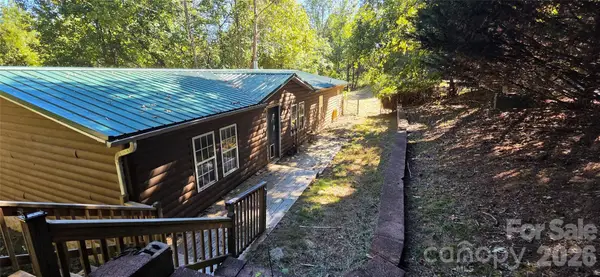 52 Tahkeyostee Ridge, Weaverville, NC 28787