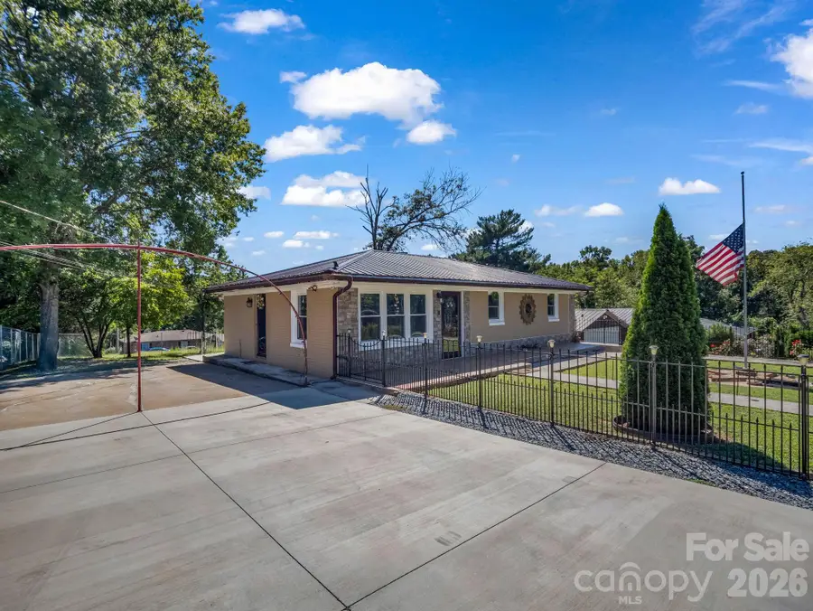 191 Sycamore Street, Forest City, NC 28043 - #3
