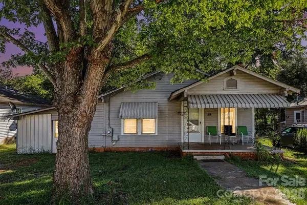 149 Woodlawn Drive, Statesville, NC 28677