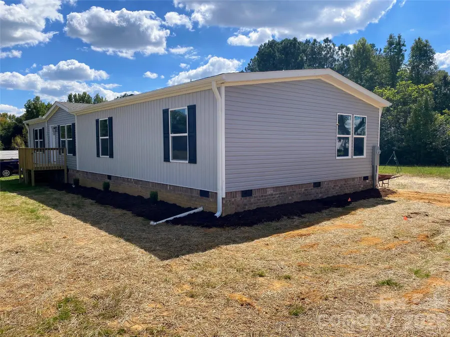5726 Landon Place, Heath Springs, SC 29058 - #2
