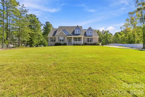 418 Kingsburry Road, Clover, SC 29710