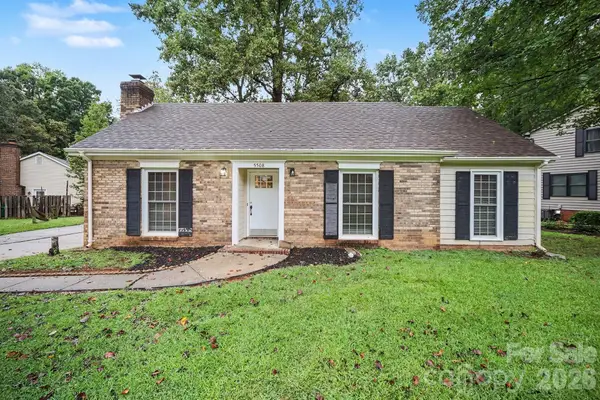 5508 Whistlewood Lane, Charlotte, NC 28208