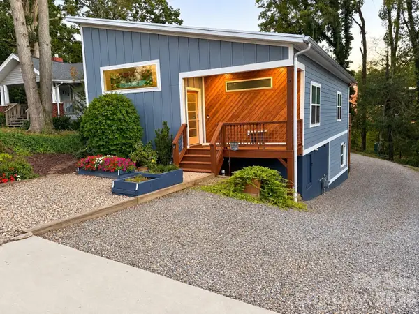 6 Dellwood Street, Asheville, NC 28806