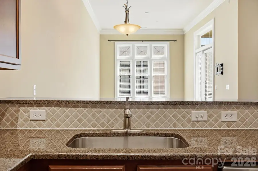 2810 Selwyn Avenue #428, Charlotte, NC 28209 - #3