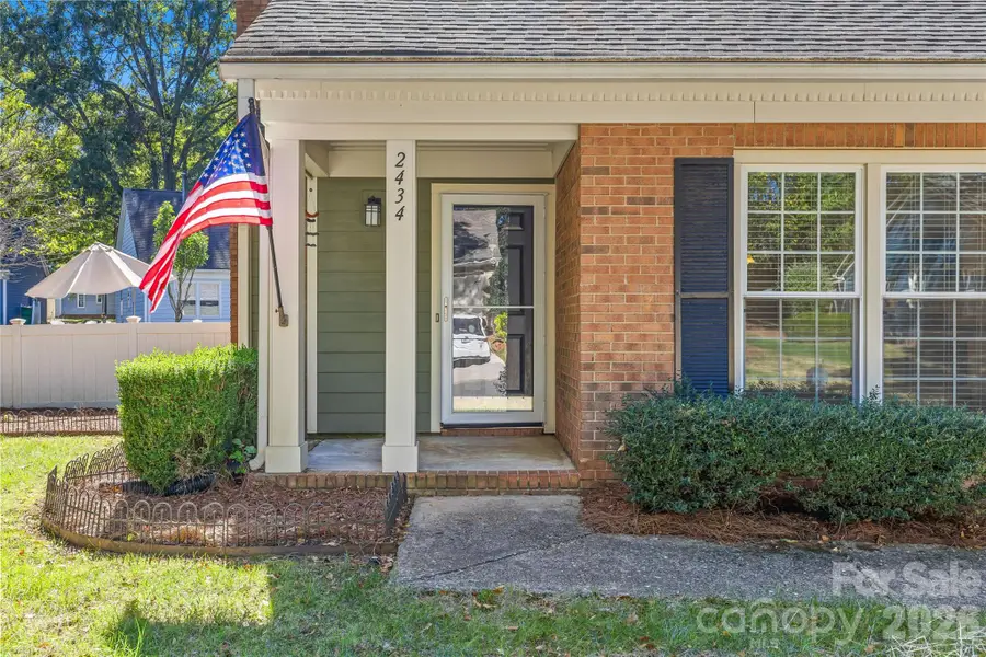 2434 Dryden Lane, Charlotte, NC 28210 - #3