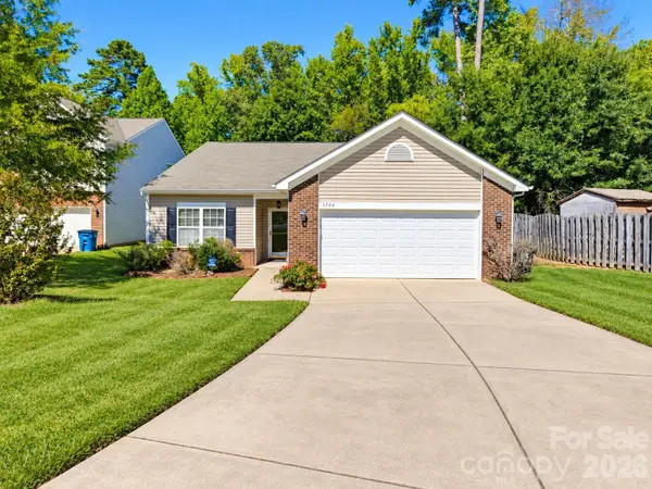 1704 Swan Drive, Charlotte, NC 28216