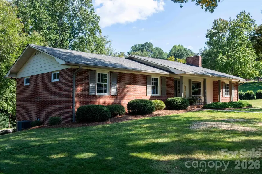 1007 Woodland Street Se, Valdese, NC 28690 - #3