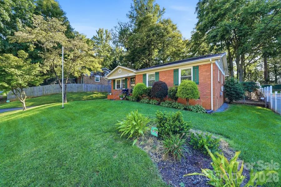 1524 Lanewood Place, Charlotte, NC 28208 - #3
