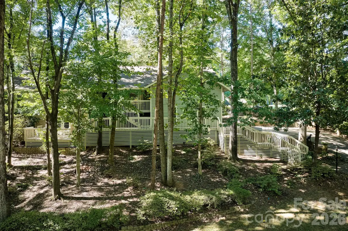 70 Honeysuckle Woods, Lake Wylie, SC 29710 - #1