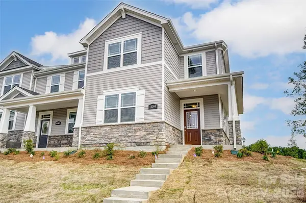 5225 Wyes Oak Lane, Charlotte, NC 28269