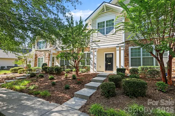 3212 Kemptown Square, Waxhaw, NC 28173