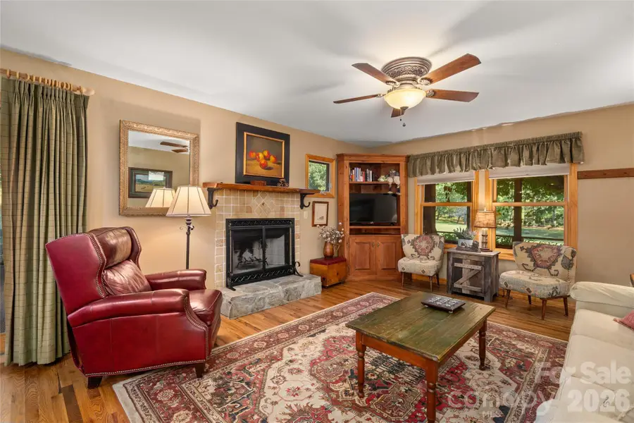 28 Froggy Bottom Trail, Canton, NC 28716 - #3