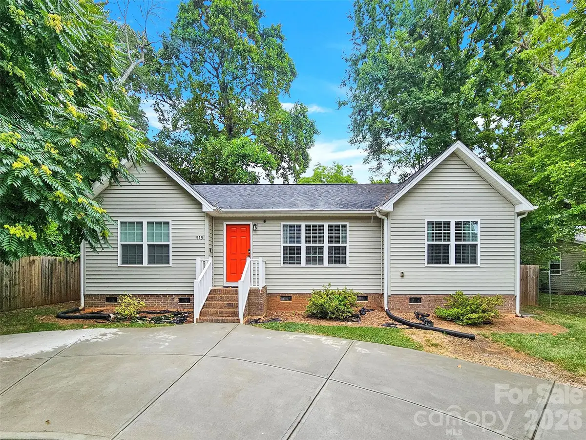 919 Edgemont Avenue, Belmont, NC 28012 - #1