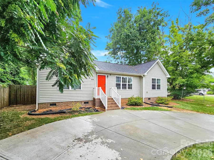 919 Edgemont Avenue, Belmont, NC 28012 - #3