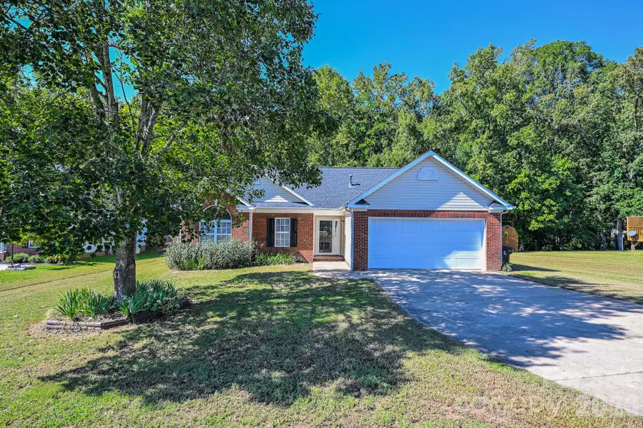 2425 River Chase Drive, Monroe, NC 28110 - #2