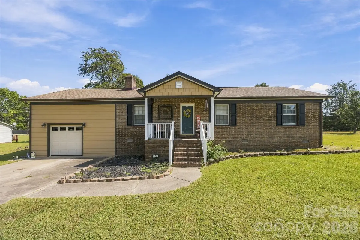 305 W Timberland Drive, Grover, NC 28073 - #1