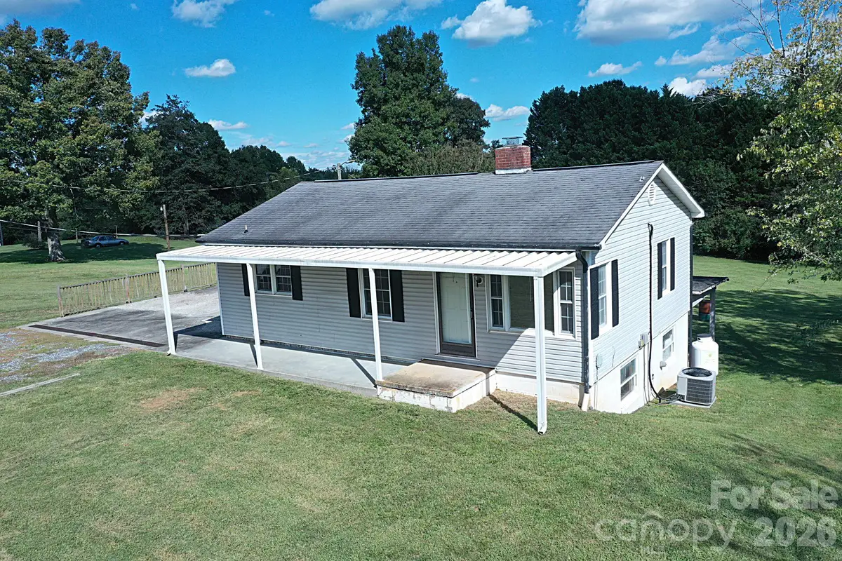 3383 Evans Drive, Connelly Springs, NC 28612 - #1