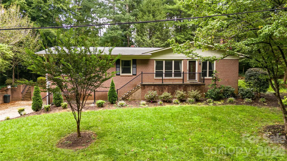 204 Sherwood Place, Morganton, NC 28655 - #1