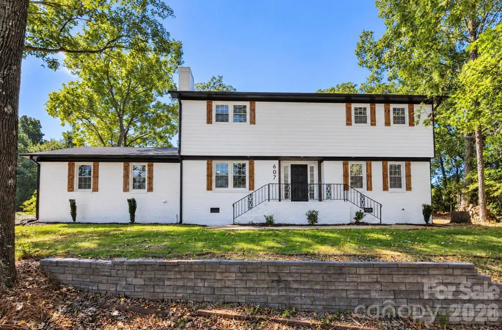 607 Willow Lane, Harrisburg, NC 28075 - #1