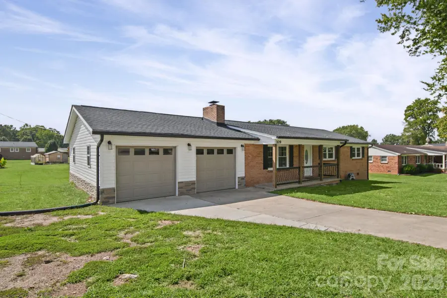 109 Colonial Drive, Kings Mountain, NC 28086 - #2
