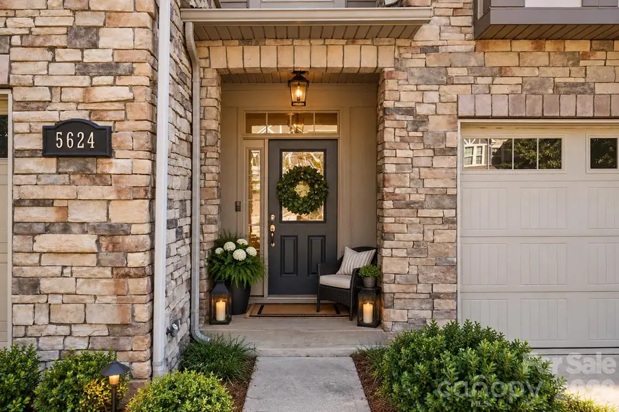 5624 Garrow Glen Road, Charlotte, NC 28278 - #2