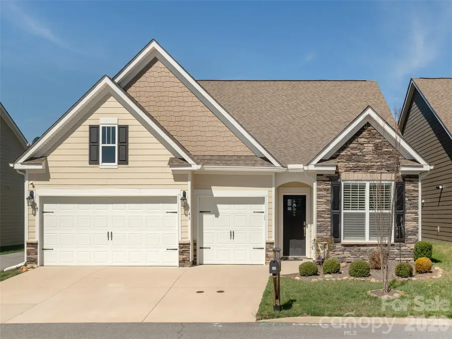 748 Summerfield Place, Flat Rock, NC 28731 - #2