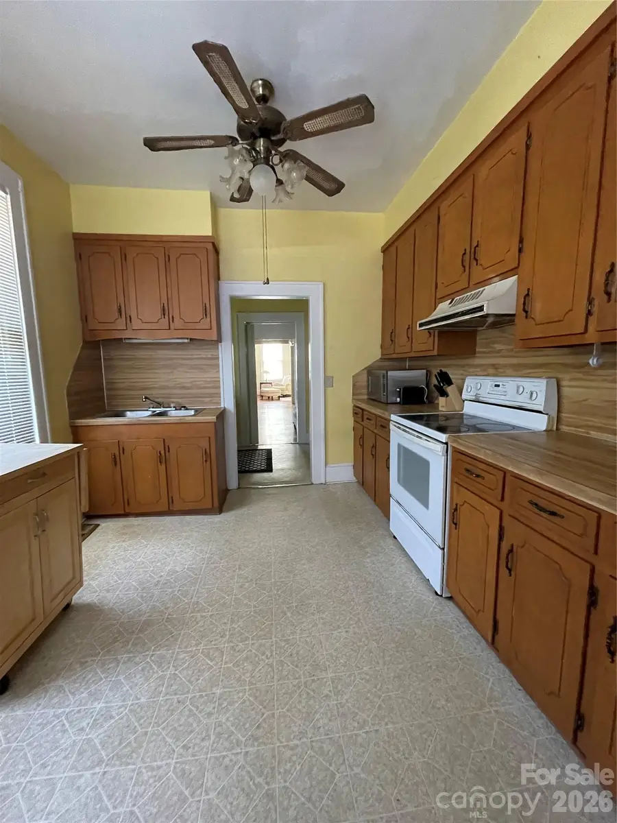 112 E Ashe Street, Wadesboro, NC 28170 - #2