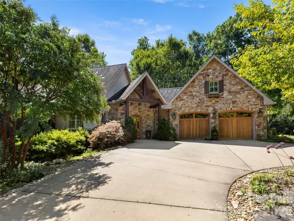 89 Emmas Grove Road, Fletcher, NC 28732