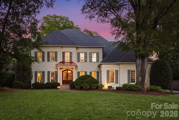 2419 Overhill Road, Charlotte, NC 28211