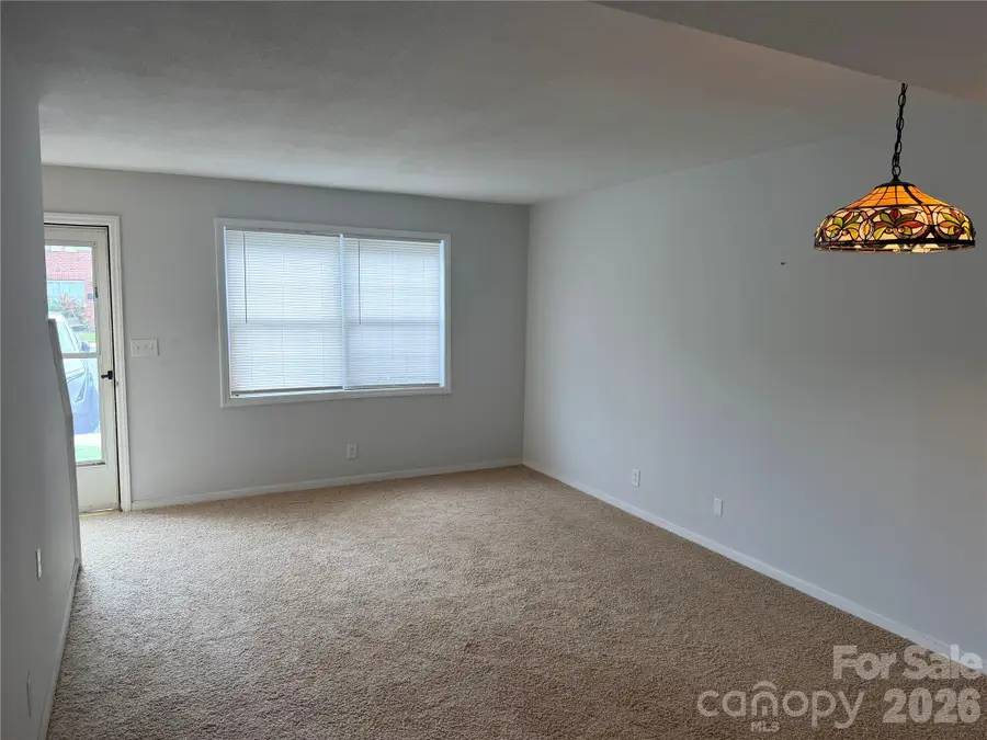 1300 Larchmont Place #202, Salisbury, NC 28144 - #3