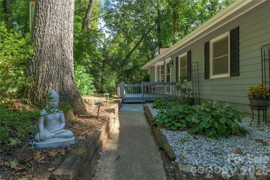 19 Springwood Drive, Asheville, NC 28805 - #3