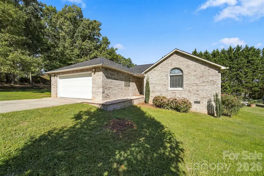 1256 Willow Drive, Morganton, NC 28655 - #2