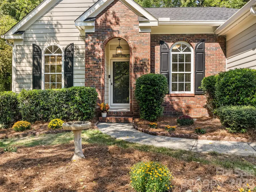 4415 Highcroft Lane, Charlotte, NC 28269 - #2