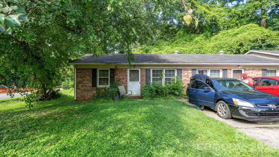 423 N Carpenter Street, Gastonia, NC 28054 - #3