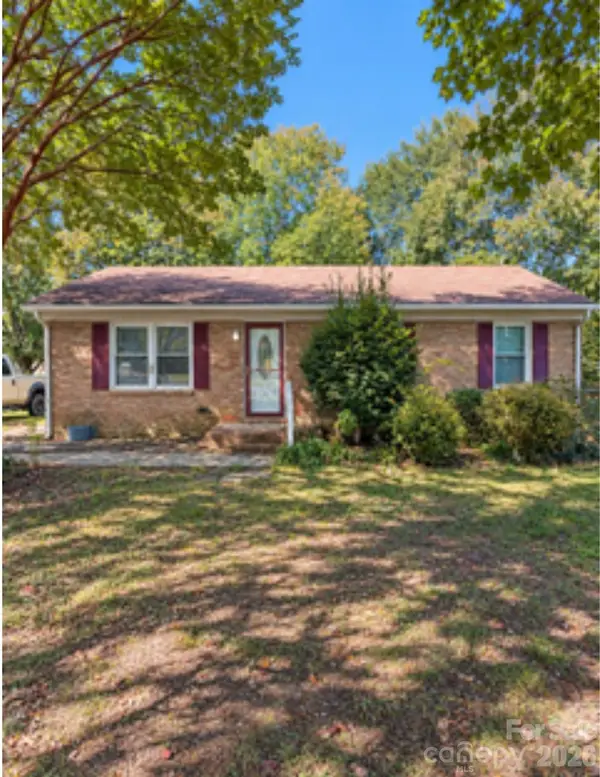 324 Briarwood Drive, Dallas, NC 28034