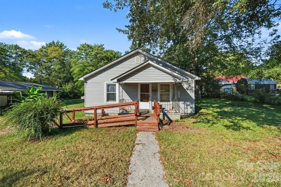 2713 Glendale Avenue, Kannapolis, NC 28081 - #2